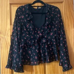 H&M Black Red Floral Ruffle Front Boho Blouse | Romantic Cottagecore Peplum Top